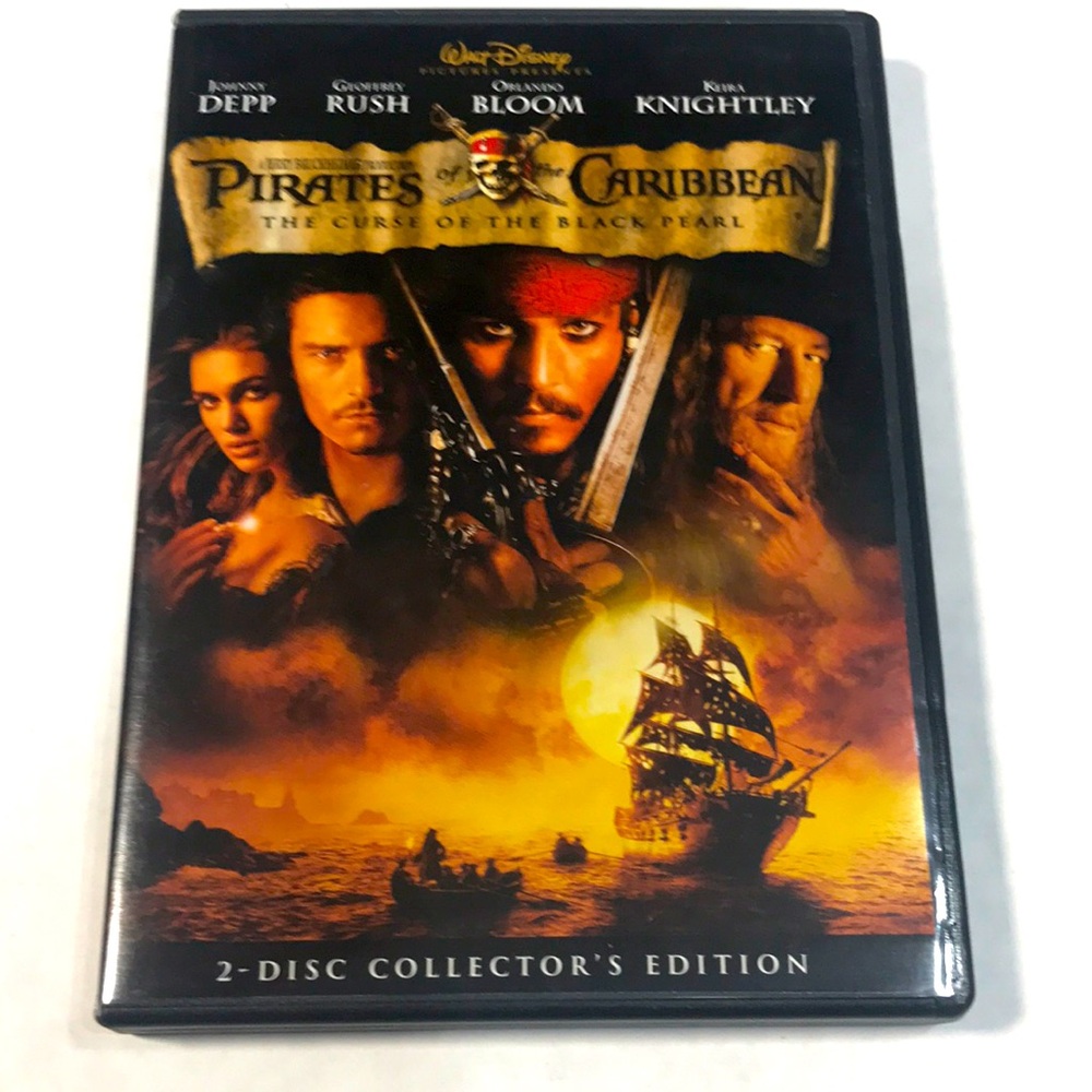 Disney Pirates of the Caribbean: The Curse of the Black Pearl 📀  DVD